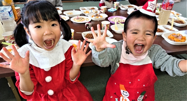 クリスマス会の様子｜MHS-キッズスクール